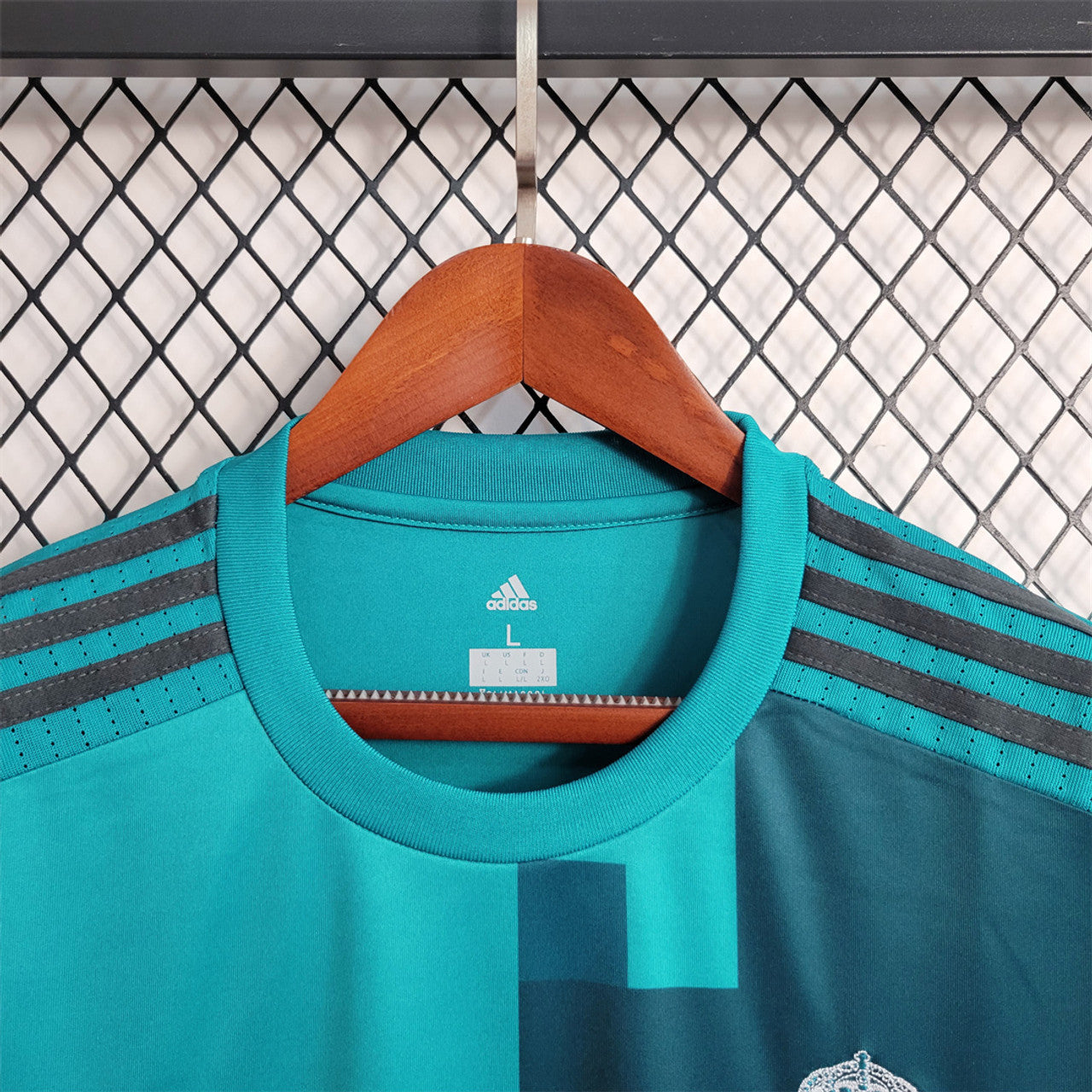 Real Madrid 17/18 Third Kit