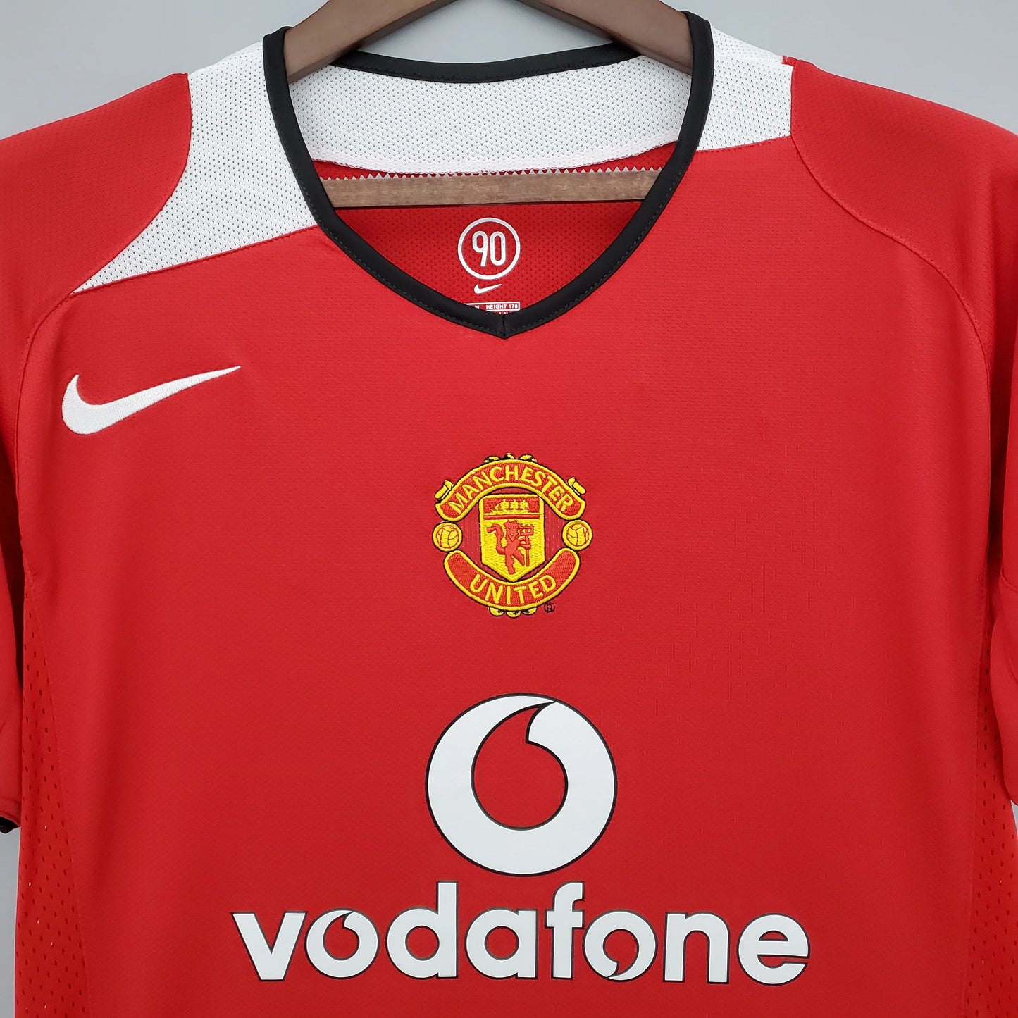 Manchester United 05/06 Home Kit