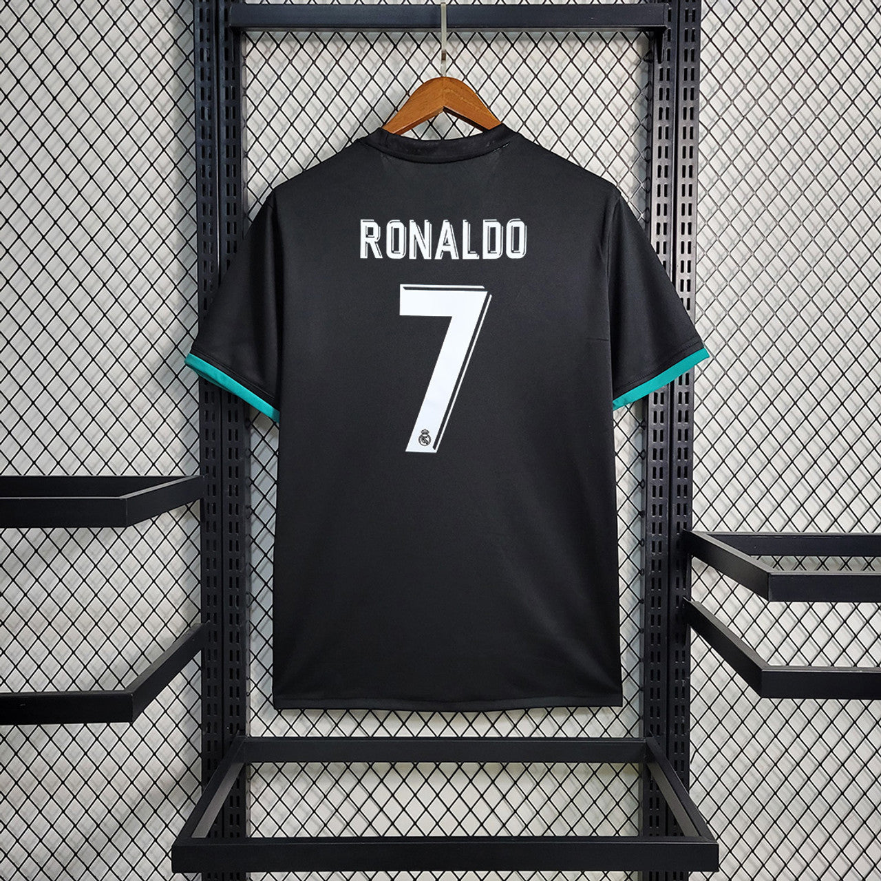 Real Madrid 17/18 Third Kit