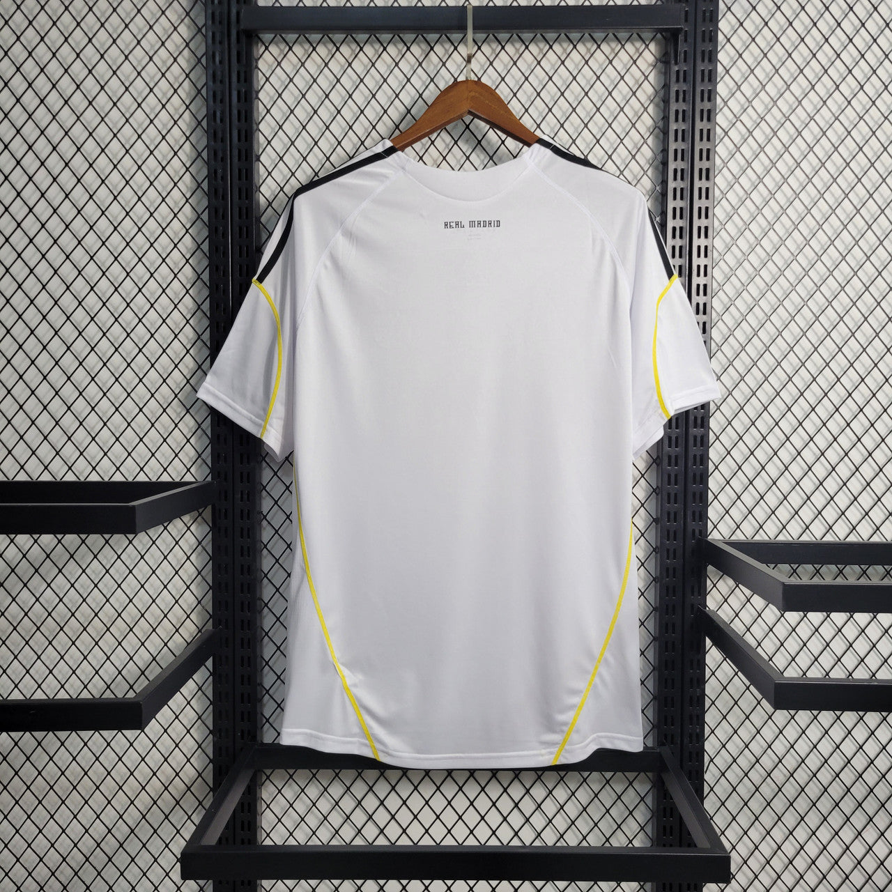 Real Madrid 09/10 Home Kit