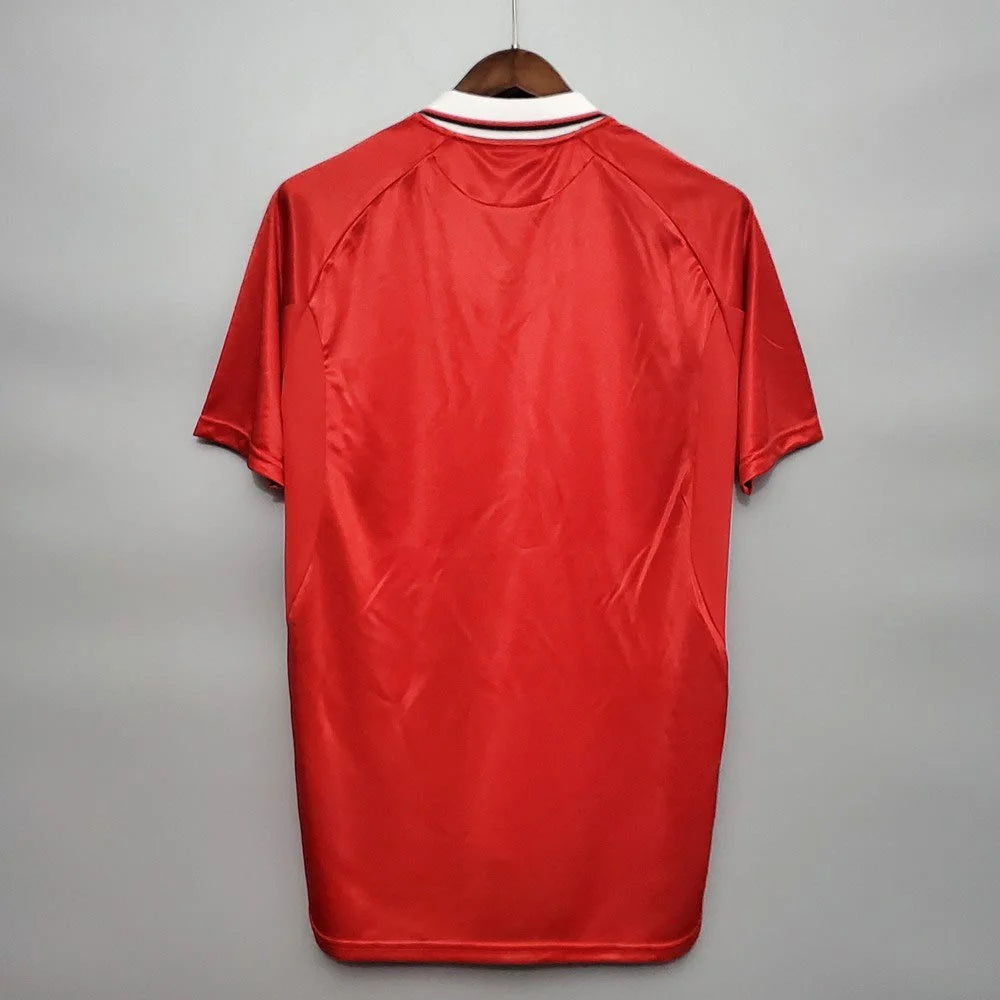 Manchester United 98/99 Home Kit