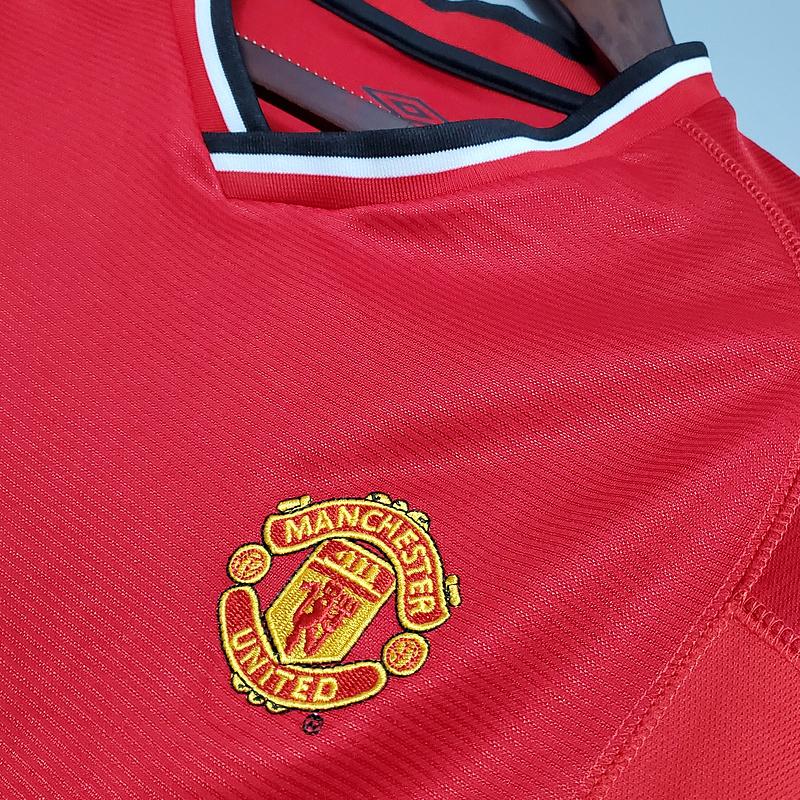 Manchester United 00/01 Home Kit