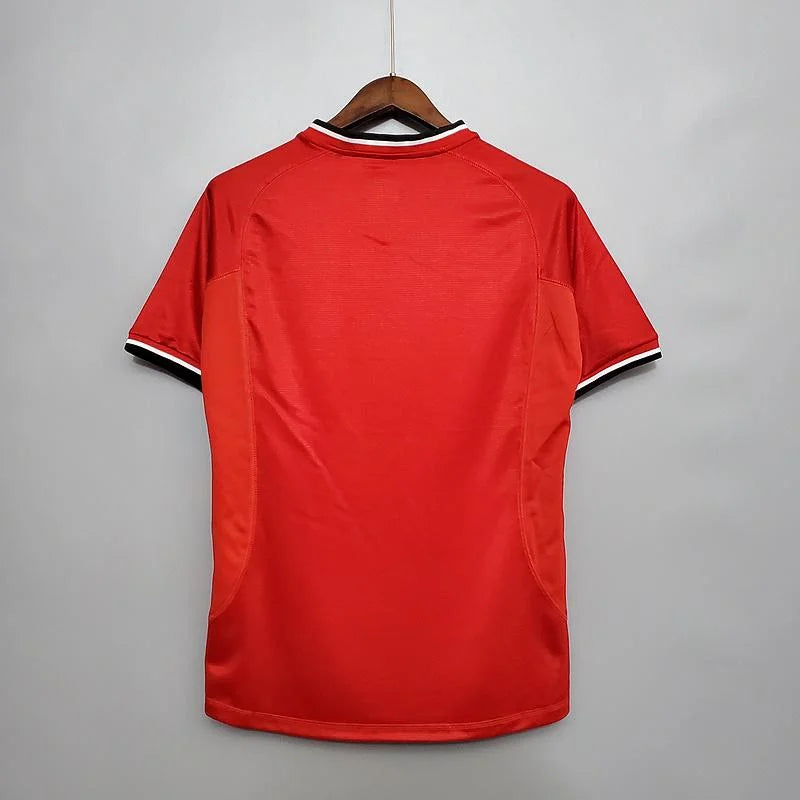Manchester United 00/01 Home Kit
