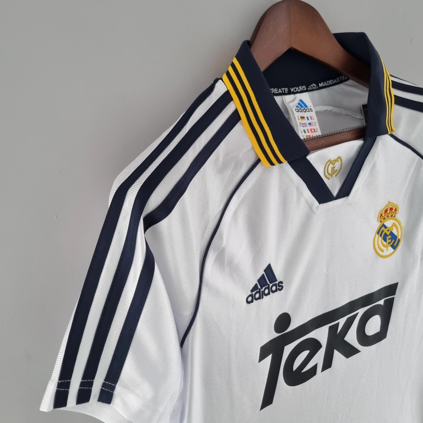 Real Madrid 99/00 Home Kit