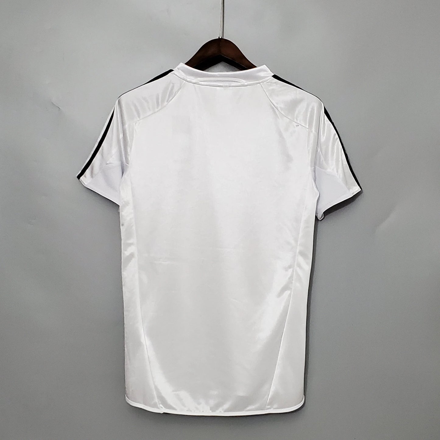 Real Madrid 04/05 Home Kit
