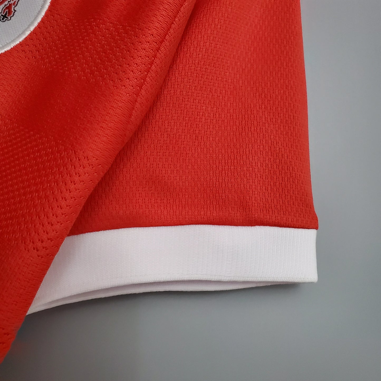 Liverpool 98/99 Home Kit
