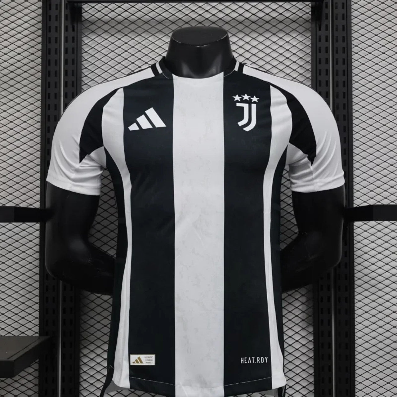 Juventus 24/25 Home Kit