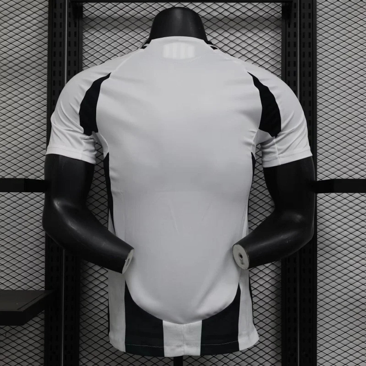 Juventus 24/25 Home Kit
