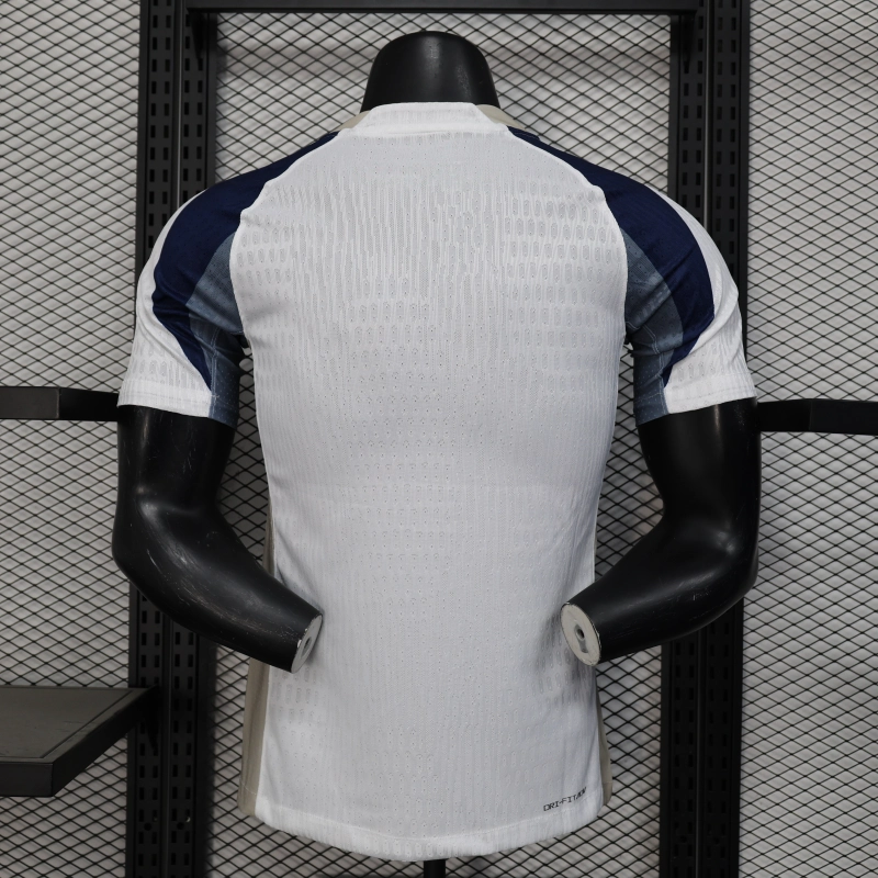 Tottenham 25/26 Home Kit