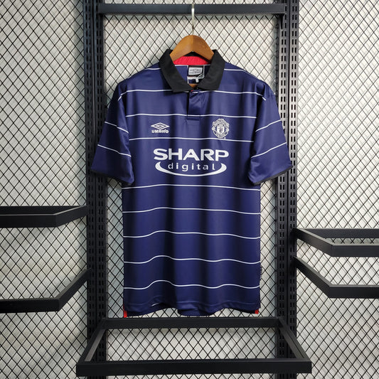 Manchester United 99/00 Away Kit