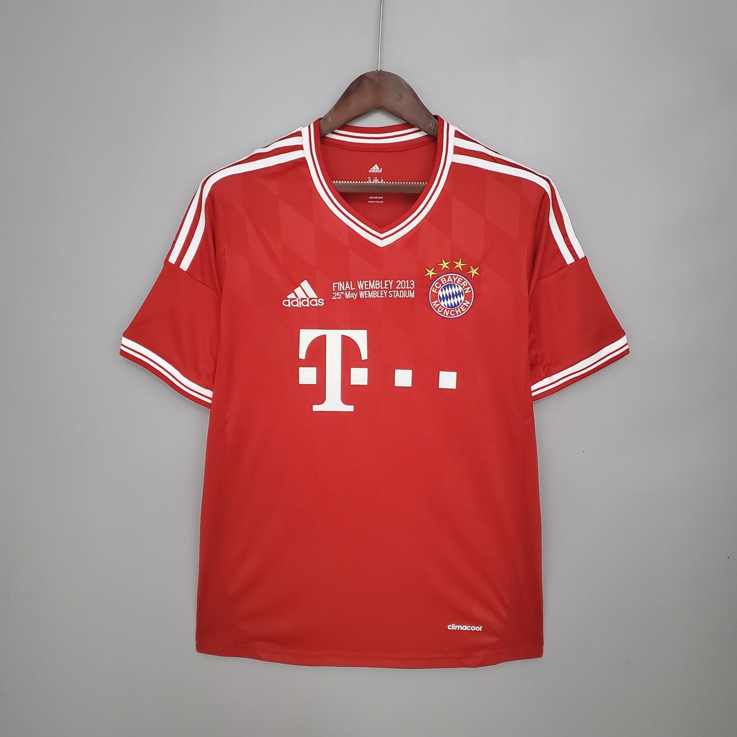 Bayern 12/13 Home Kit