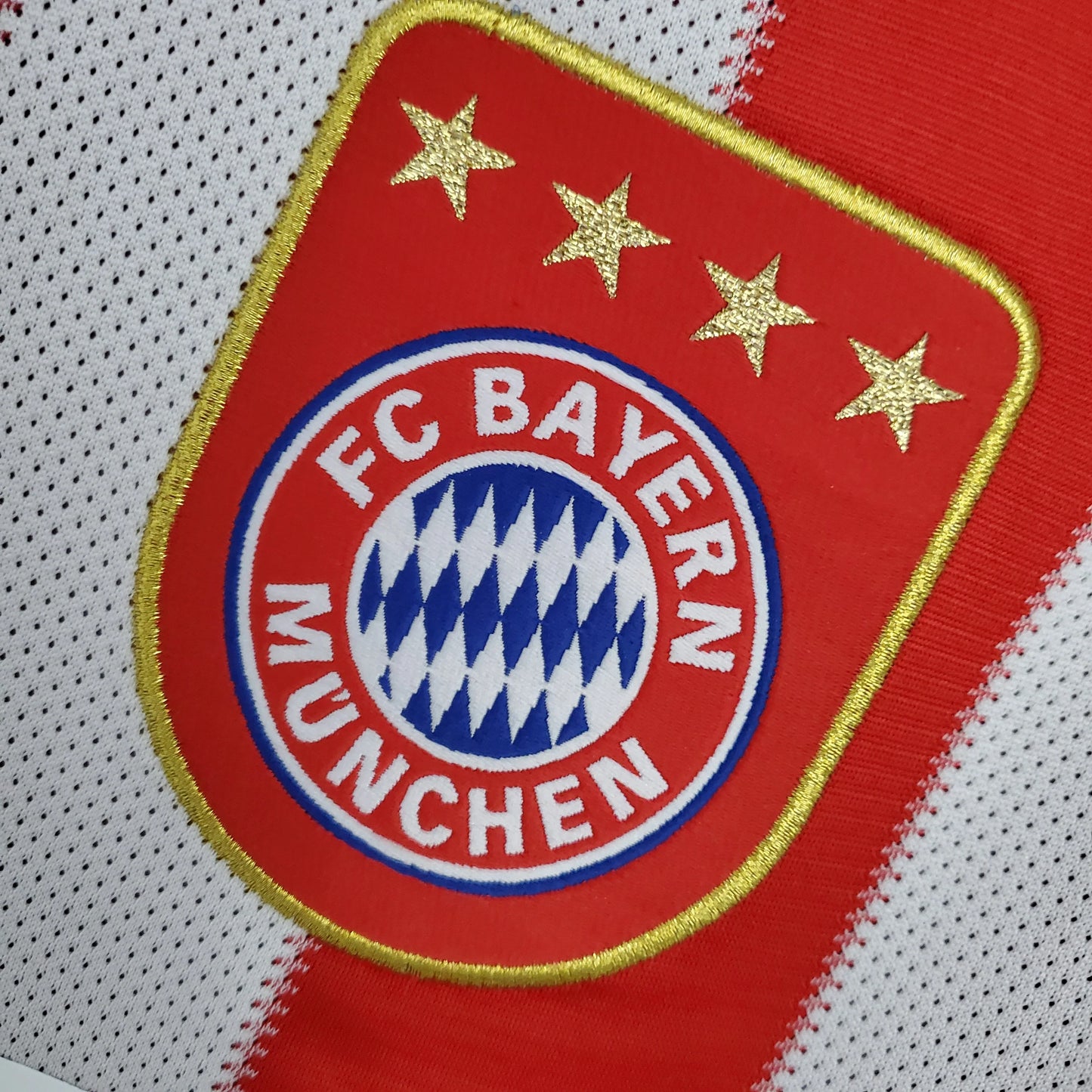 Bayern 09/10 Home Kit