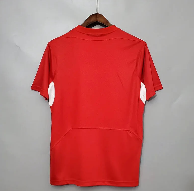 Liverpool 04/05 Home Kit