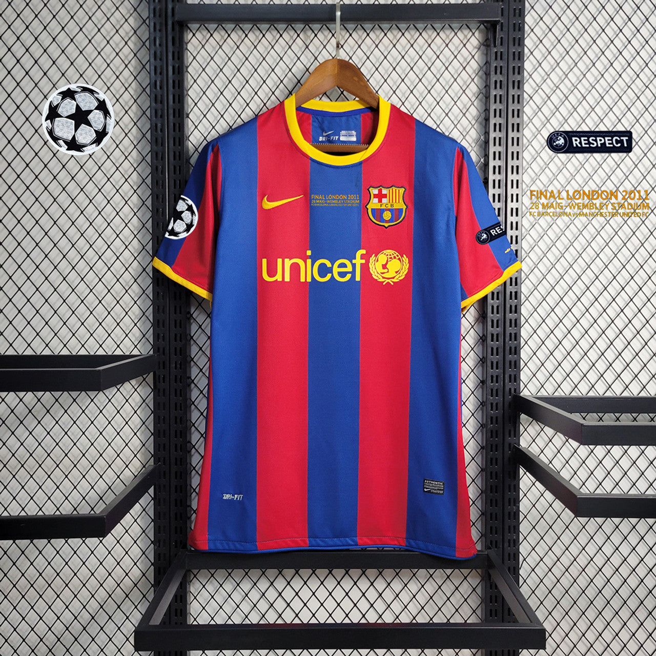 Barcelona 10/11 Home Kit