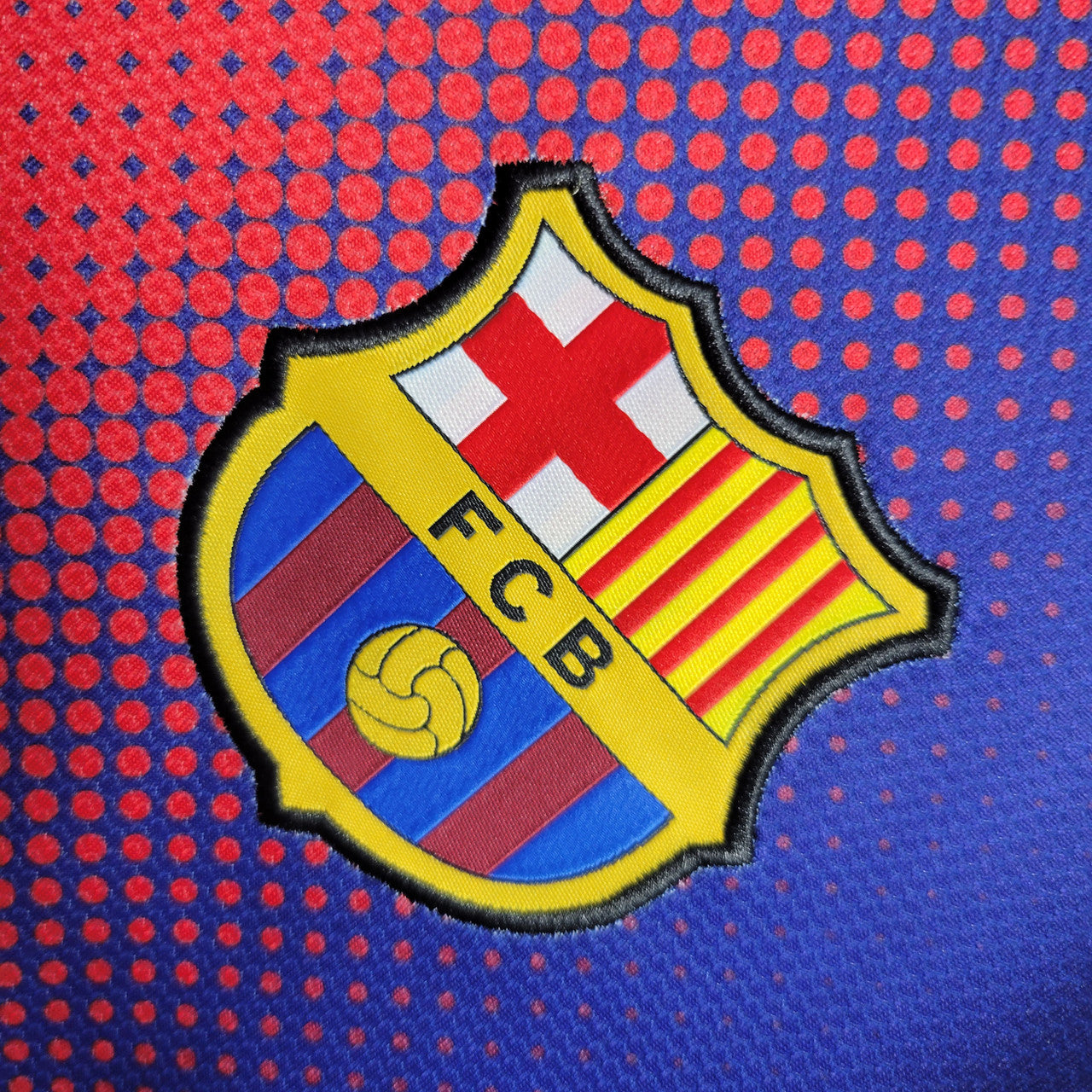 Barcelona 12/13 Home Kit
